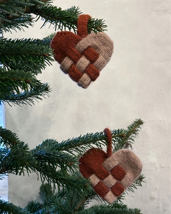 JULEHJERTE fra Knitting for Olive